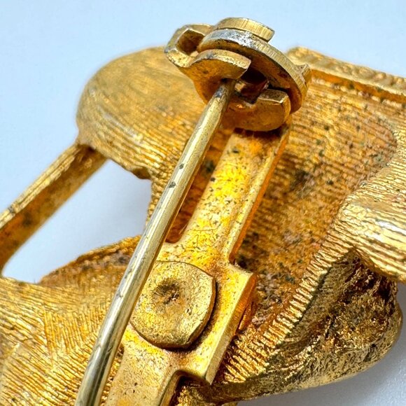 Manselle Vtg Goldtone King Poseidon Brooch Pin Red Gemstone Gift - Picture 10 of 12